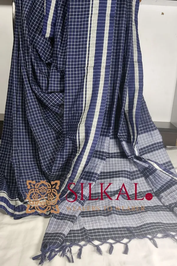 Patteda_Anchu_Checks_with_Plain_Border_SKL03331
