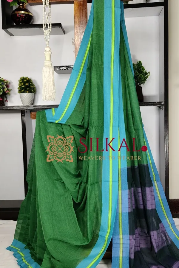 Patteda_Anchu_Plain_Design_With_Plain_Border_Saree_Code-_SKL03561