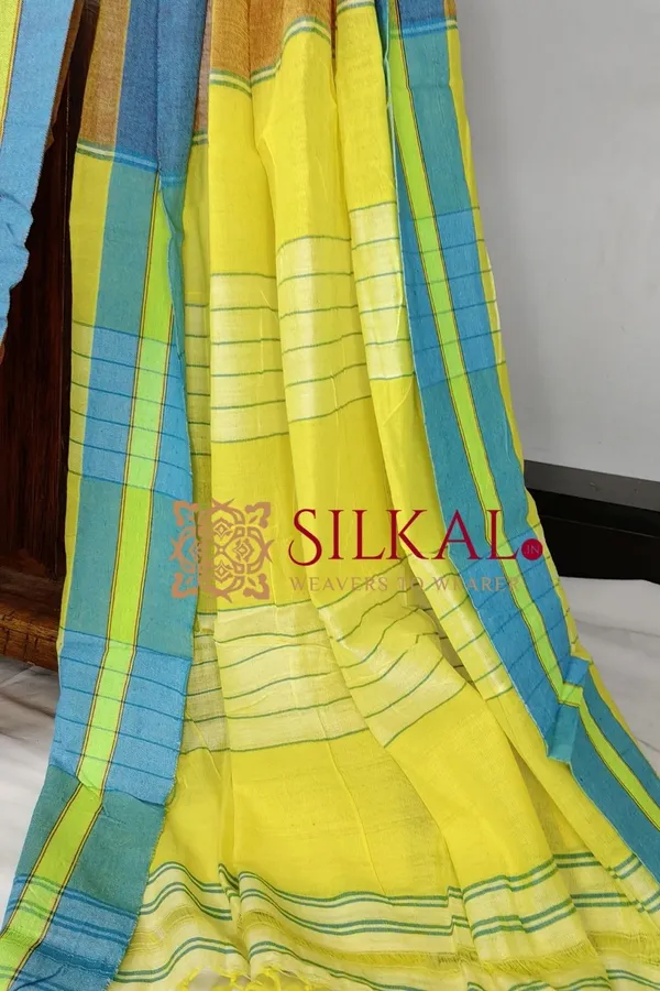 Patteda_Anchu_Plain_Design_With_Plain_Border_Saree_Code-_SKL03563