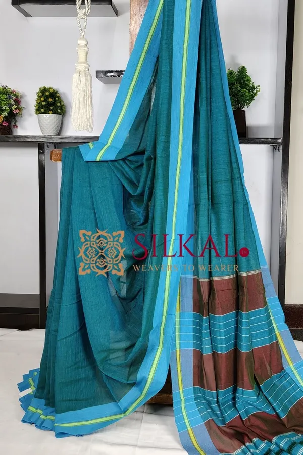 Patteda_Anchu_Plain_Design_With_Plain_Border_Saree_Code-_SKL03564
