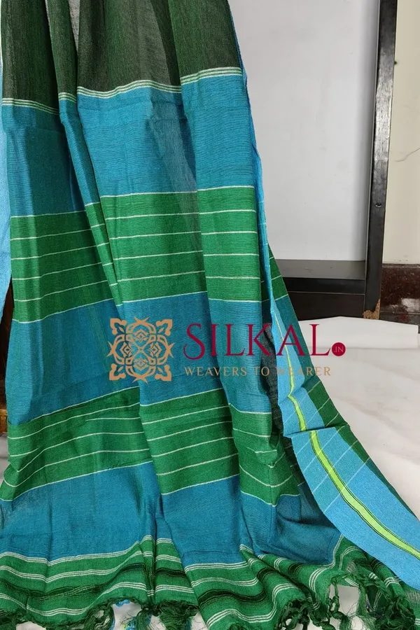 Patteda_Anchu_Plain_Design_With_Plain_Border_Saree_Code-_SKL03566
