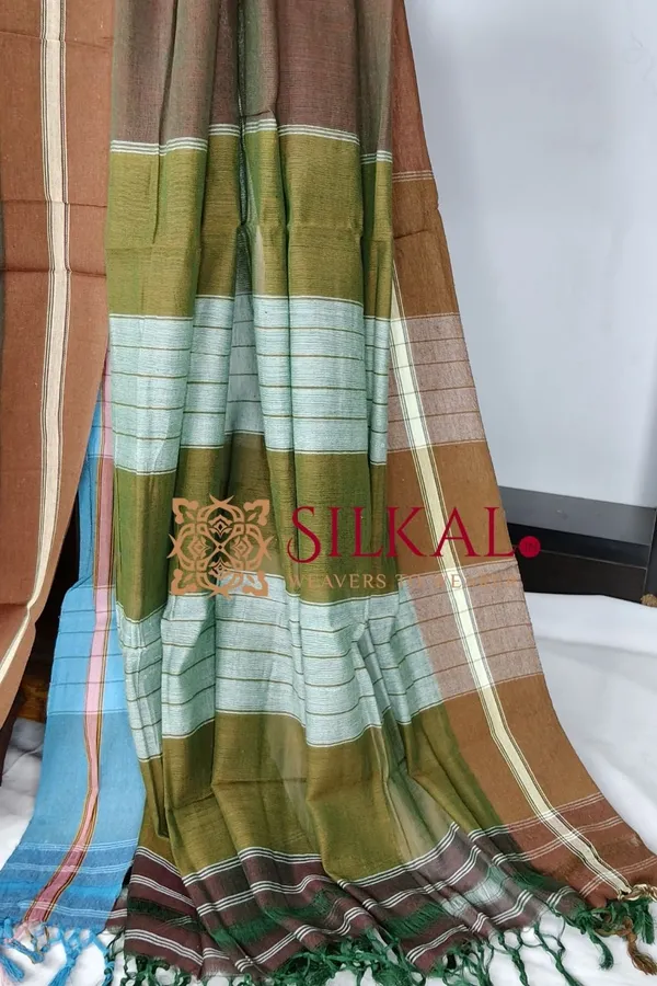 Patteda_Anchu_Plain_Design_With_Plain_Border_Saree_Code-_SKL03568