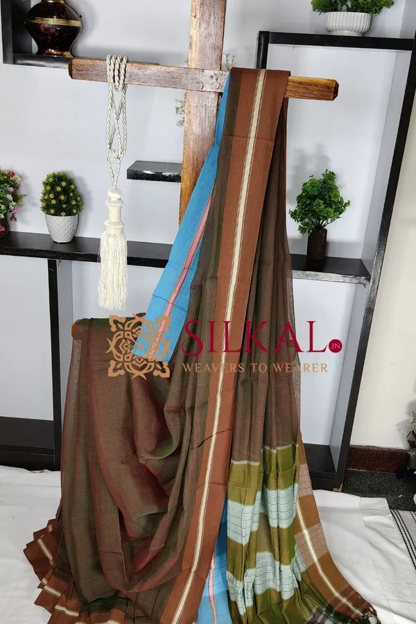 Patteda_Anchu_Plain_Design_With_Plain_Border_Saree_Code-_SKL03568