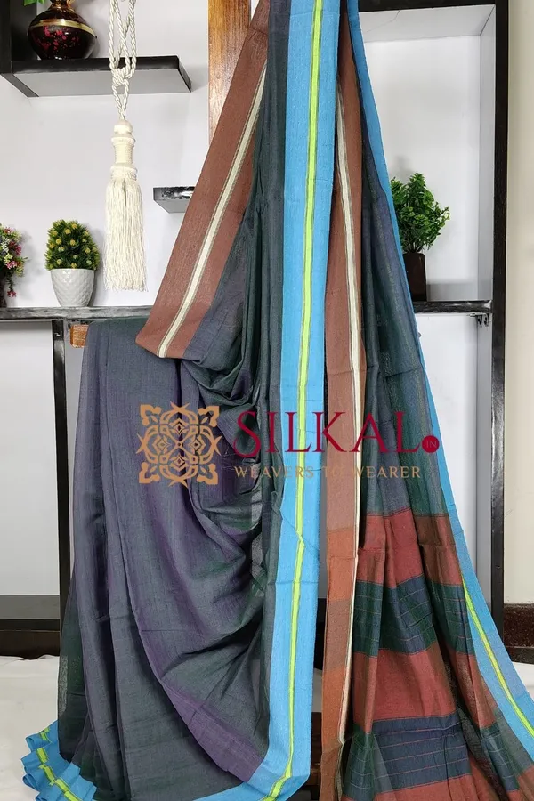 Patteda_Anchu_Plain_Design_With_Plain_Border_Saree_Code-_SKL03569