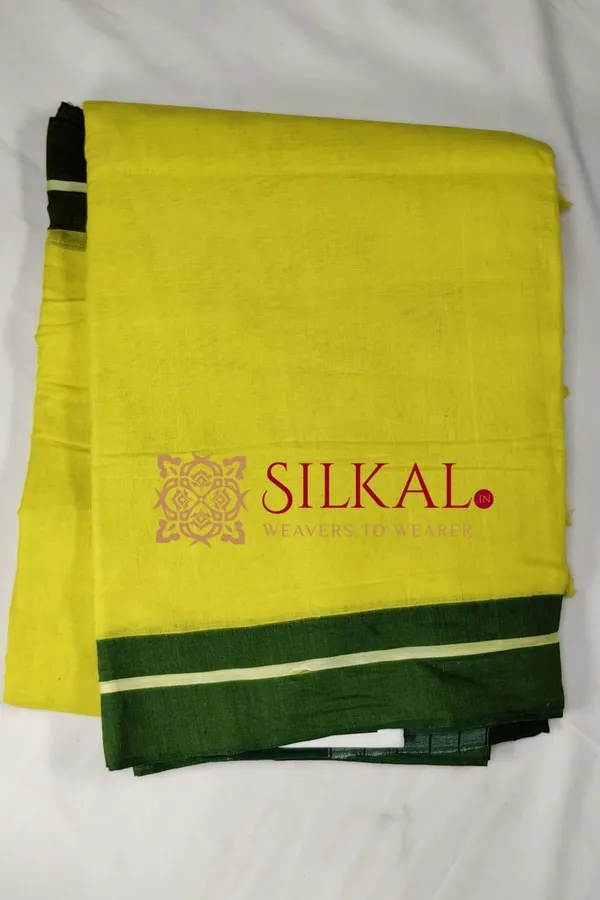 Patteda_Anchu_Plain_Design_With_Plain_Border_Saree_Code-_SKL03570