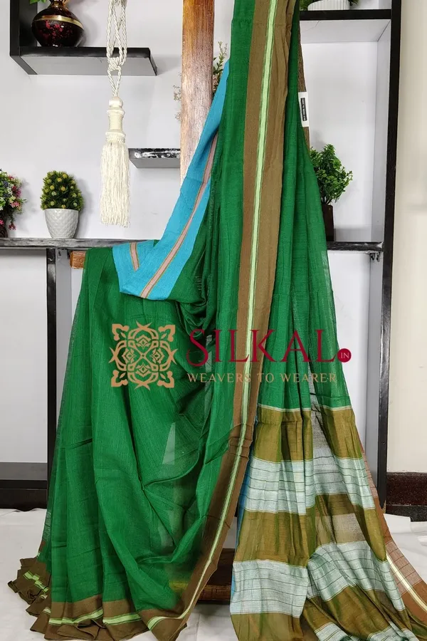 Patteda_Anchu_Plain_Design_With_Plain_Border_Saree_Code-_SKL03571