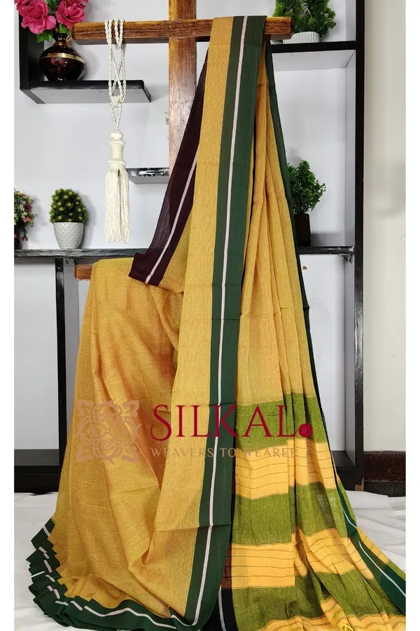 Patteda_Anchu_Plain_Design_With_Plain_Border_Saree_Code-_SKL03572