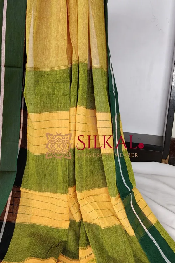 Patteda_Anchu_Plain_Design_With_Plain_Border_Saree_Code-_SKL03572