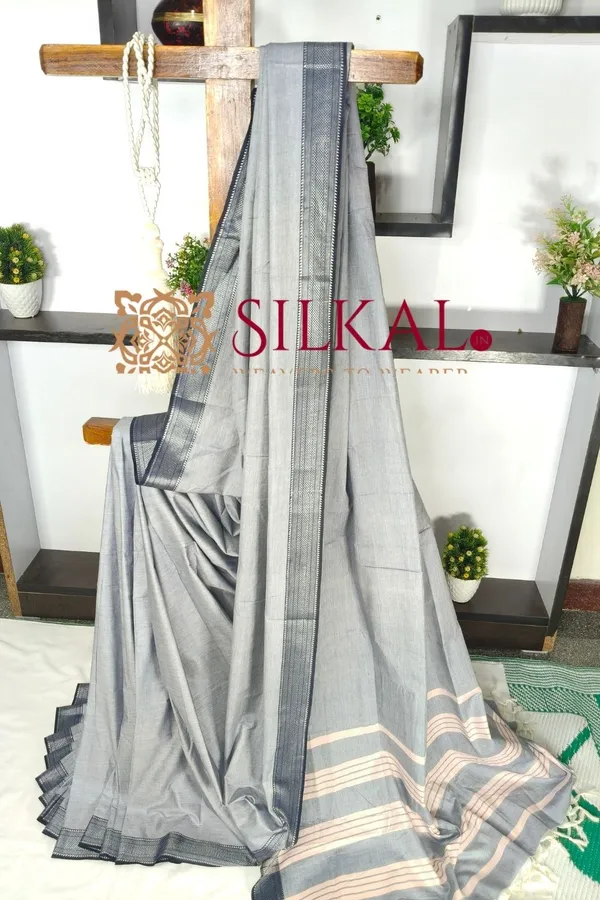 Patteda_Anchu_Pure_Cotton_Saree_SKL03590