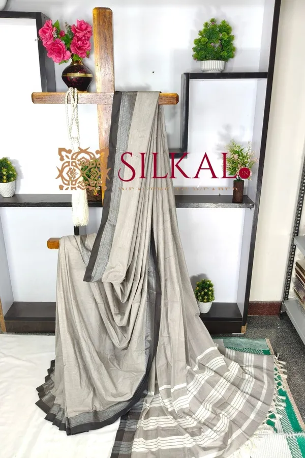 Patteda_Anchu_Pure_Cotton_Saree_SKL03593