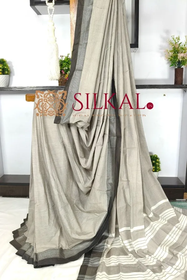 Patteda_Anchu_Pure_Cotton_Saree_SKL03593