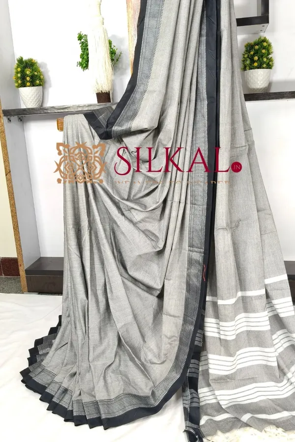 Patteda_Anchu_Pure_Cotton_Saree_SKL03601