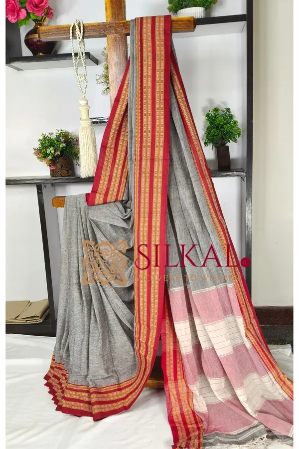 Patteda_Anchu_Pure_Cotton_With_Gaadi_Dhadi_Border_Saree_Saree_Code-_SKL03580