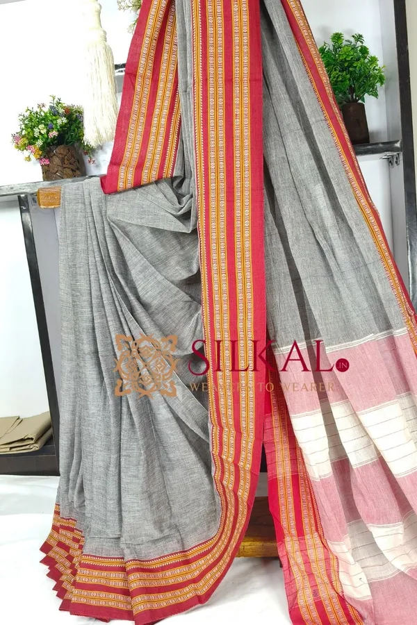 Patteda_Anchu_Pure_Cotton_With_Gaadi_Dhadi_Border_Saree_Saree_Code-_SKL03580