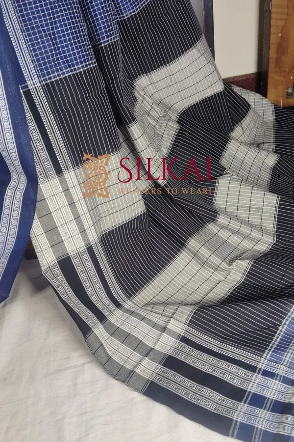Patteda_Anchu_Pure_Cotton_With_Gaadi_Dhadi_Border_Saree_Code-_SKL1880