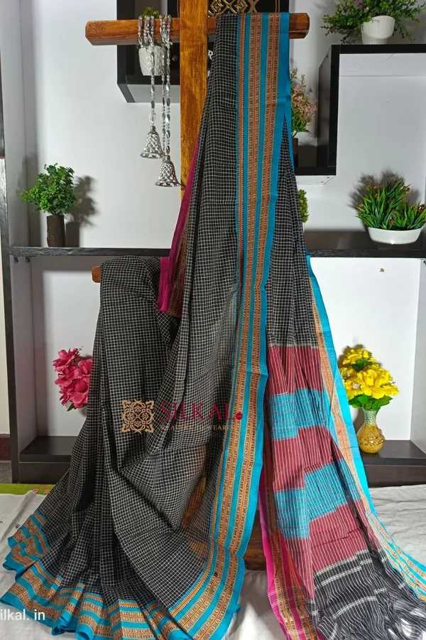 Patteda_Anchu_Pure_Cotton_With_Gaadi_Dhadi_Border_Saree_Saree_Code-_SKL1125