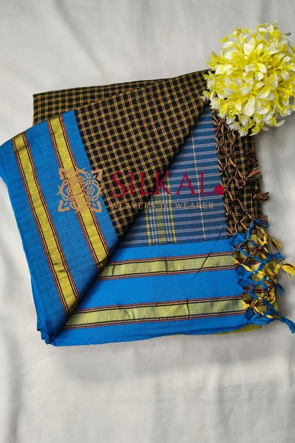 Patteda_anchu_Checks_With_Plain_Border_Saree_SKL04348