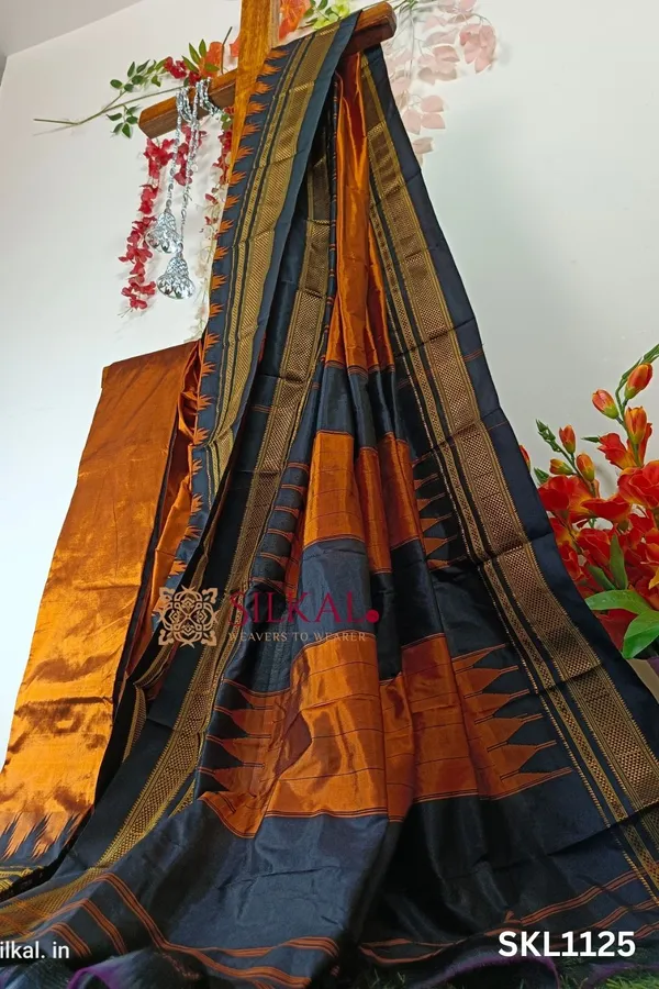 Pure_Silk_Ilkal_Handloom_Saree_Saree_Code-_SKL1850