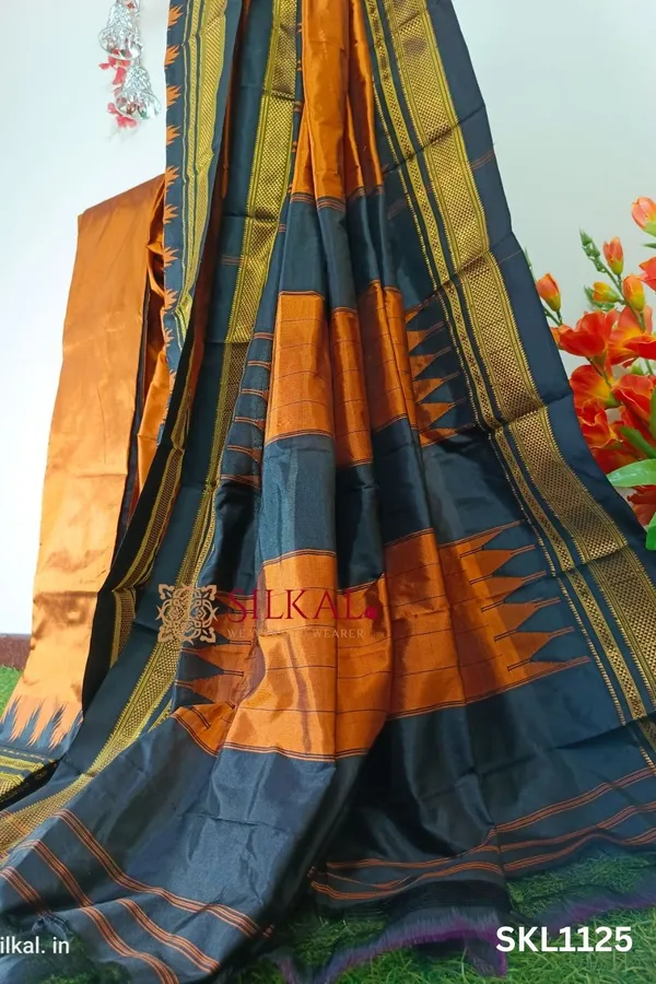Pure_Silk_Ilkal_Handloom_Saree_Saree_Code-_SKL1850