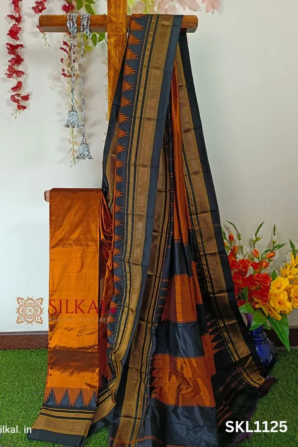 Pure_Silk_Ilkal_Handloom_Saree_Saree_Code-_SKL1850