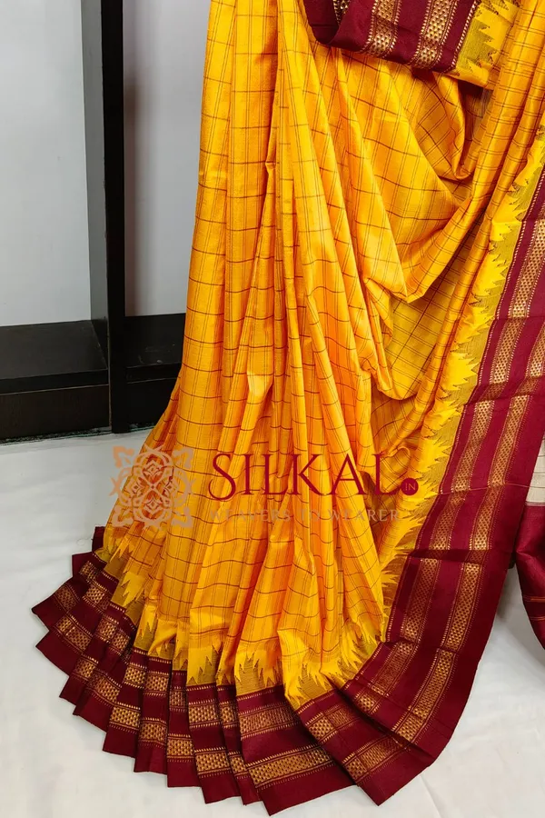 Pure_Silk_Ilkal_Handloom_Saree_Saree_Code-_SKL03828