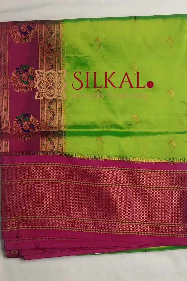 Royal_Paithani_Jari_Butta_Soft_Silk_Saree_SKL03425