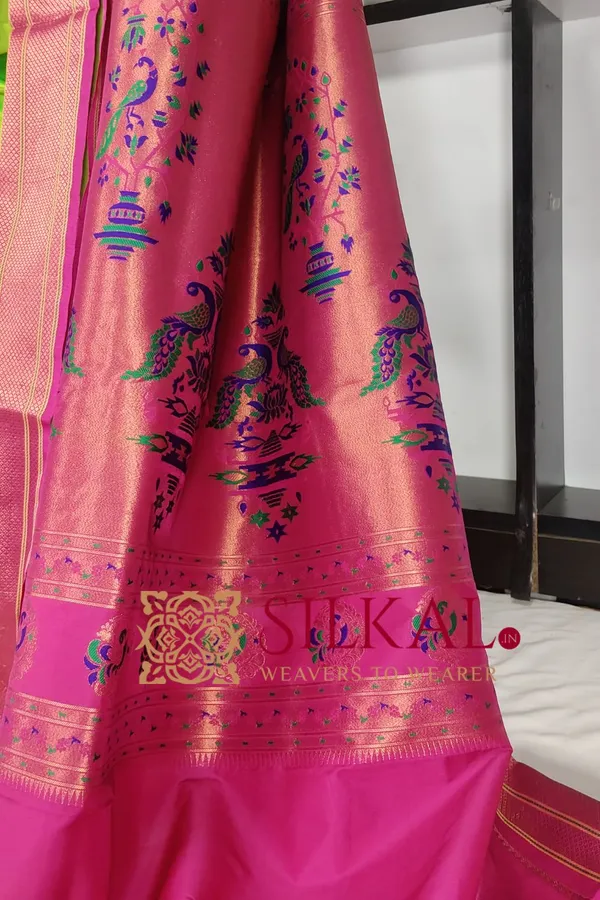 Royal_Paithani_Jari_Butta_Soft_Silk_Saree_SKL03425