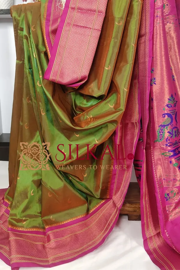 Royal_Paithani_Jari_Butta_Soft_Silk_Saree_SKL03428