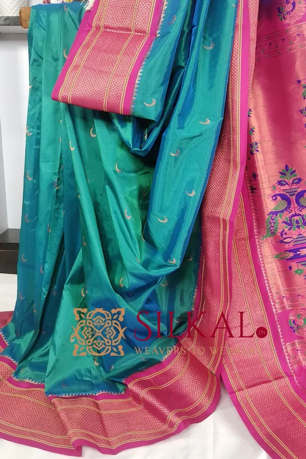 Royal_Paithani_Jari_Butta_Soft_Silk_Saree_SKL03429