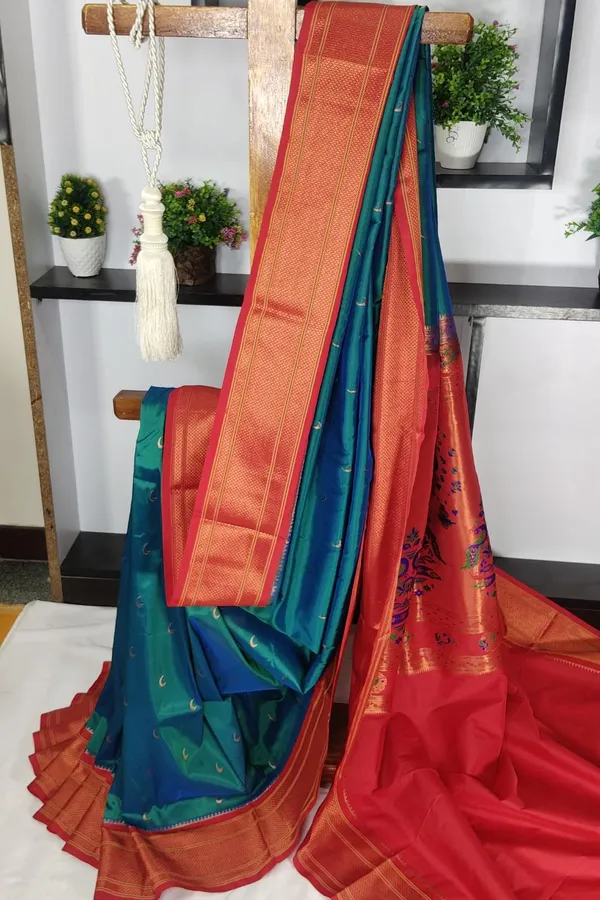 Royal_Paithani_Jari_Butta_Soft_Silk_Saree_SKL03431
