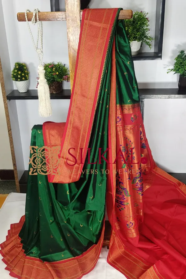 Royal_Paithani_Jari_Butta_Soft_Silk_Saree_SKL03432
