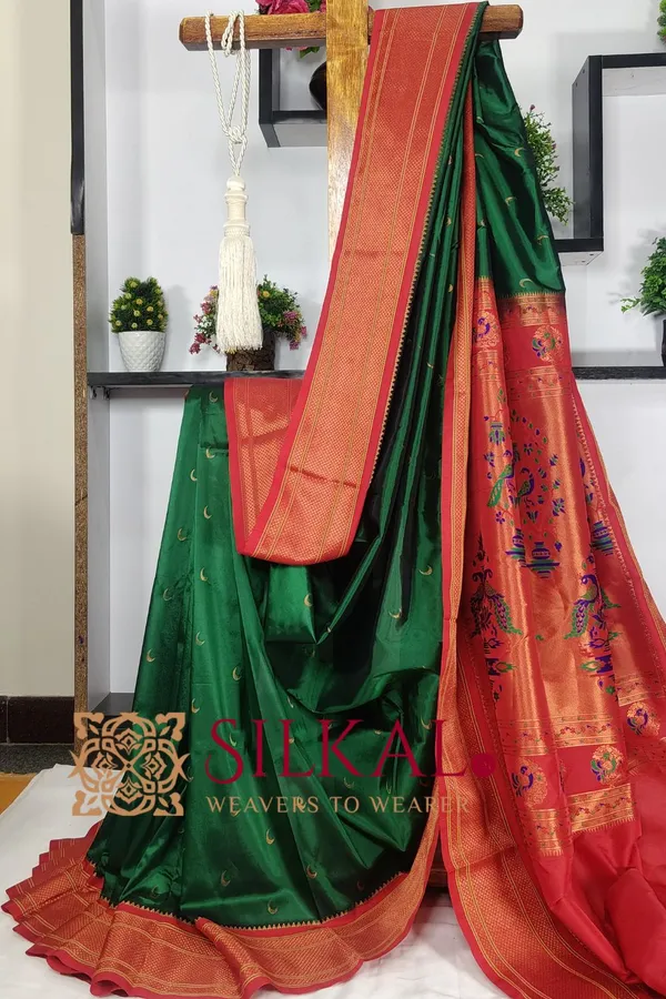 Royal_Paithani_Jari_Butta_Soft_Silk_Saree_SKL03432