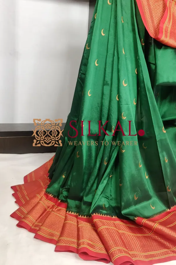 Royal_Paithani_Jari_Butta_Soft_Silk_Saree_SKL03432