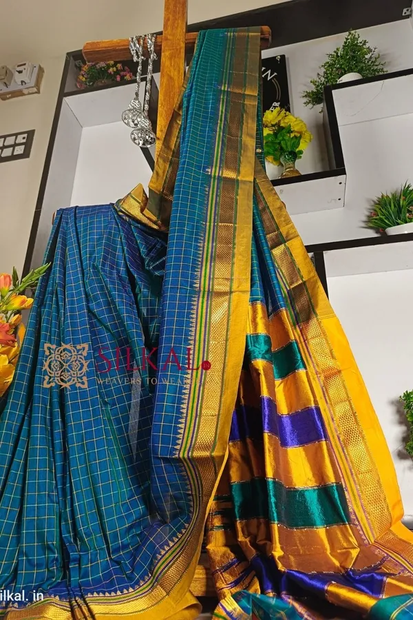 Ilkal_Checked_Mercerized_Silk_Saree_Code-_SKL1714