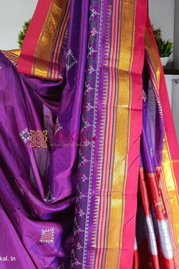 Ilkal_Semi_Silk_With_Kasuti_Saree_Saree_Code-_SKL1688