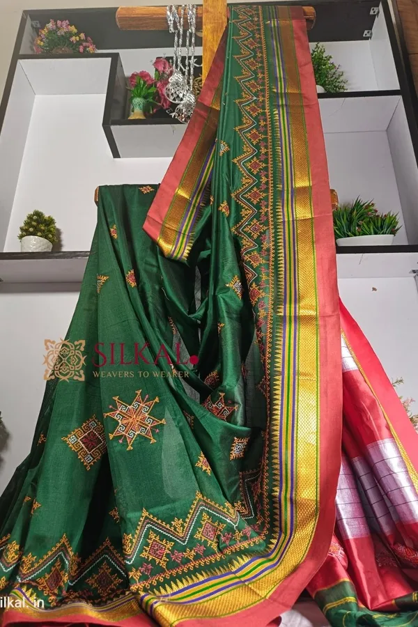 Ilkal_Semi_Silk_With_Kasuti_Saree_Code-_SKL1185