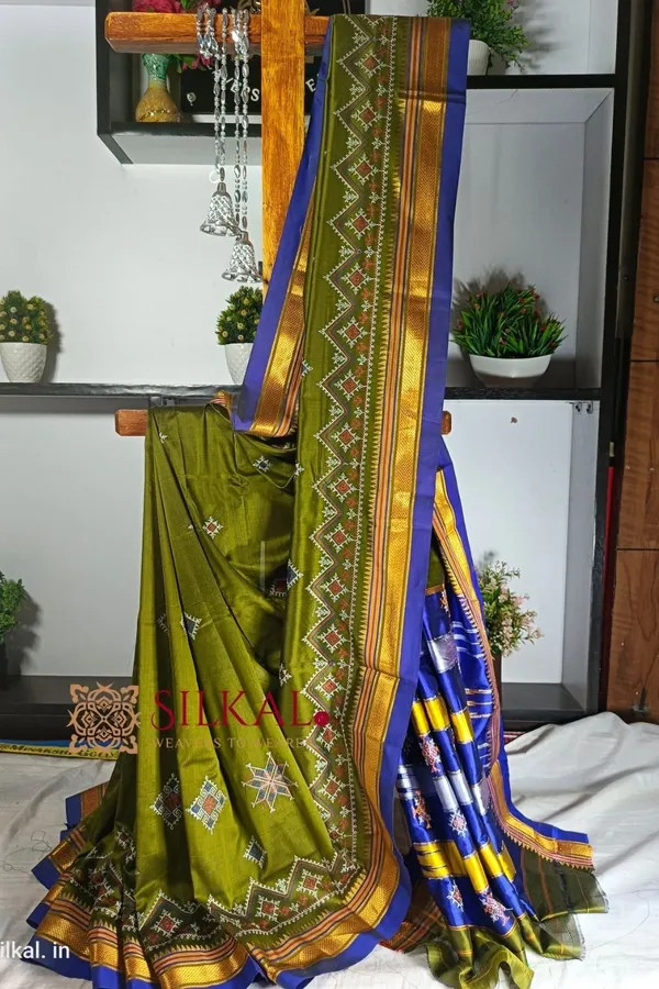 Ilkal_Semi_Silk_With_Kasuti_Saree_Saree_Code-_SKL1408