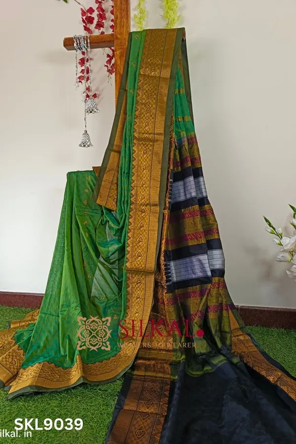 New_Design_Iilkal_Soft_Silk_Saree_Saree_Code-_SKL1532