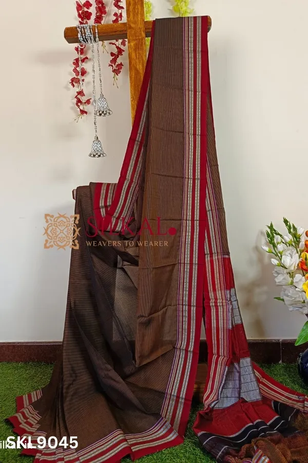 Ilkal_Viscose_Silk_Kaddi_Saree_With_Gomi_Border_Code-_SKL1268