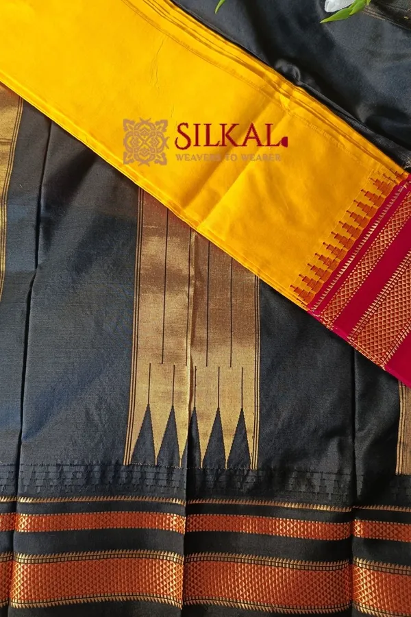 Pure_Silk_Ilkal_Handloom_Saree_Saree_Code-_SKL1541