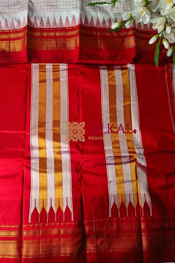 Pure_Silk_Ilkal_Handloom_Saree_Saree_Code-_SKL1351