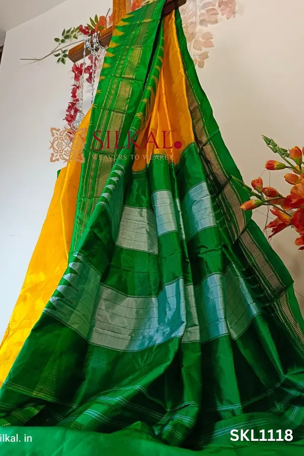 Pure_Silk_Ilkal_Handloom_Saree_Saree_Code-_SKL1592