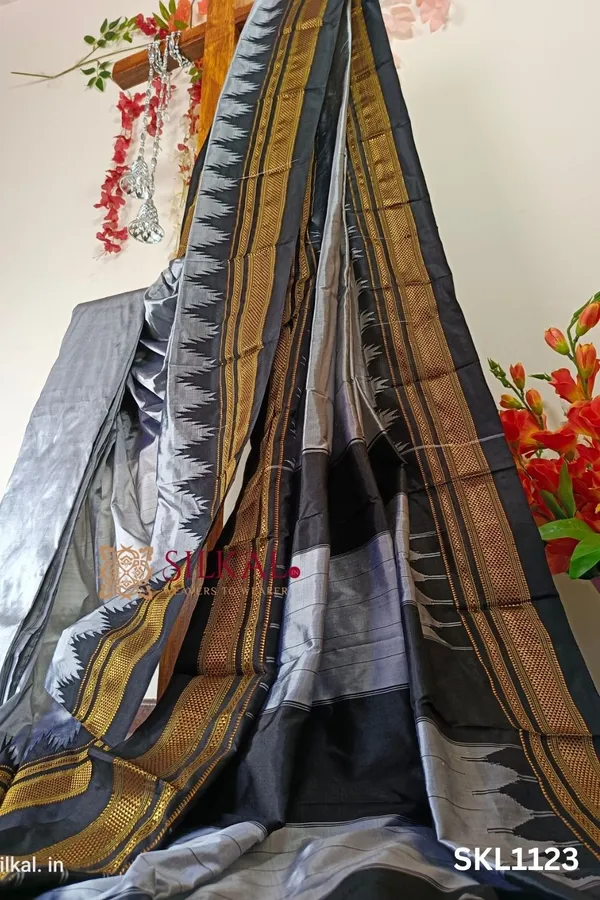 Pure_Silk_Ilkal_Handloom_Saree_Code-_SKL1378