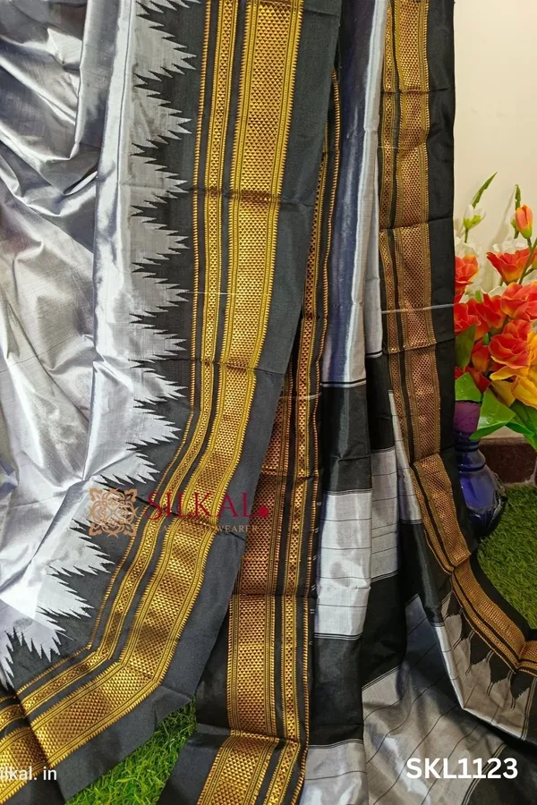 Pure_Silk_Ilkal_Handloom_Saree_Code-_SKL1378