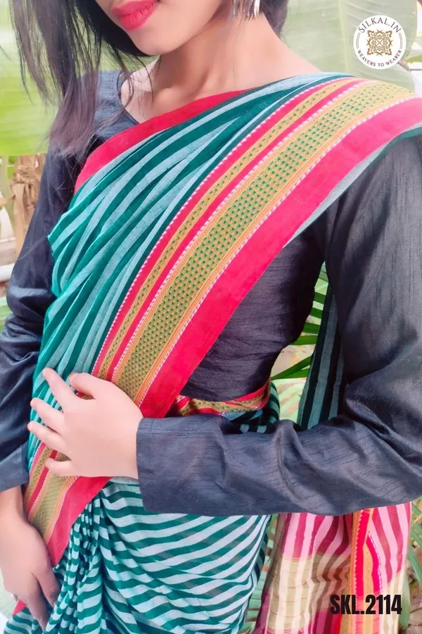 Patteda_Anchu_Stripe_With_Chikki_Paras_Border_Saree_Code-_SKL1253