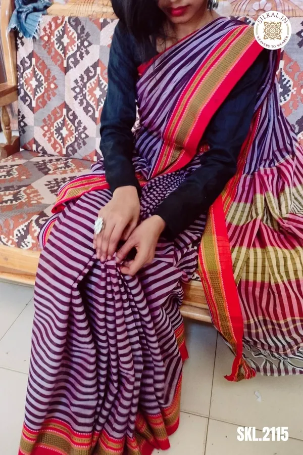 Patteda_Anchu_Stripe_With_Chikki_Paras_Border_Saree_Code-_SKL1538