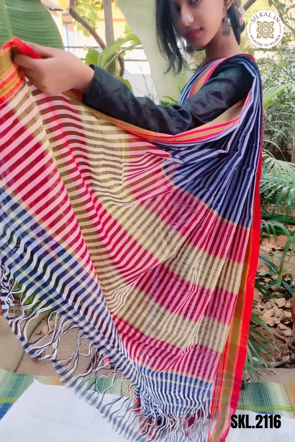 Patteda_Anchu_Stripe_With_Chikki_Paras_Border_Saree_Code-_SKL1539