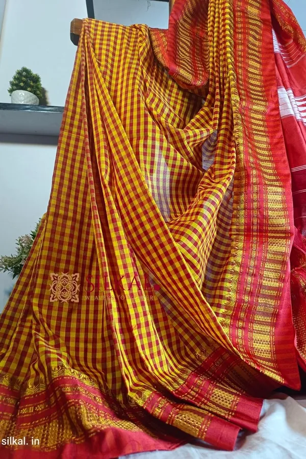 Ilkal_Small_Check_Cotton_Silk_Saree_Saree_Code-_SKL1071