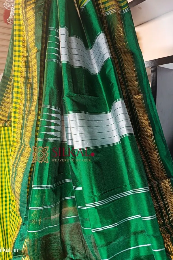 Ilkal_Small_Check_Cotton_Silk_Saree_Code-_SKL1037