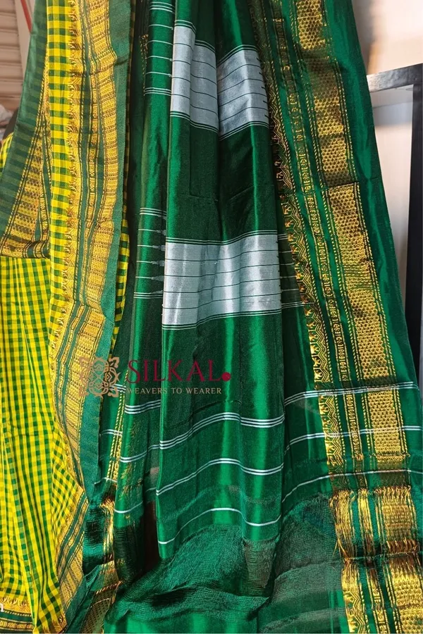 Ilkal_Small_Check_Cotton_Silk_Saree_Code-_SKL1037